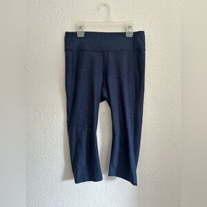 Outdoor Voices Women’s Deep Blue Capri Leggings